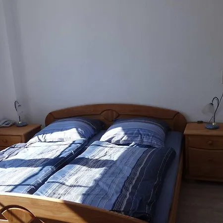 Fewo In Der Villa Gora, In Bergen Auf Ruegen Bergen Auf Rugen Exterior photo